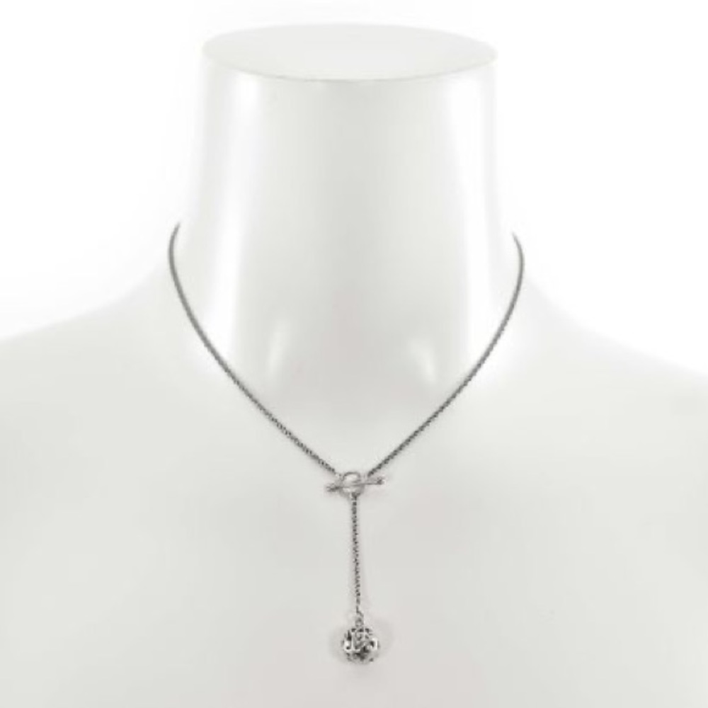 * Just sold* Silpada “Simple Delight” Lariat Necklace. 17” with 2” drop.